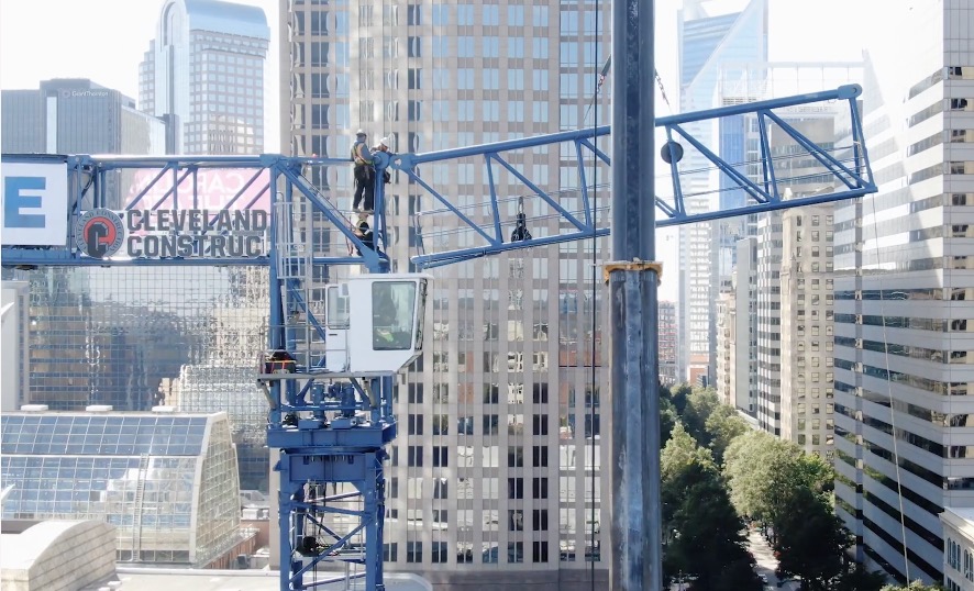 Cleveland Construction Installs Tower Crane in Charlotte
