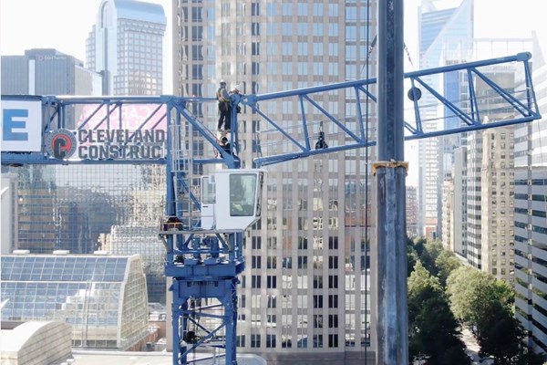 Cleveland Construction Installs Tower Crane in Charlotte